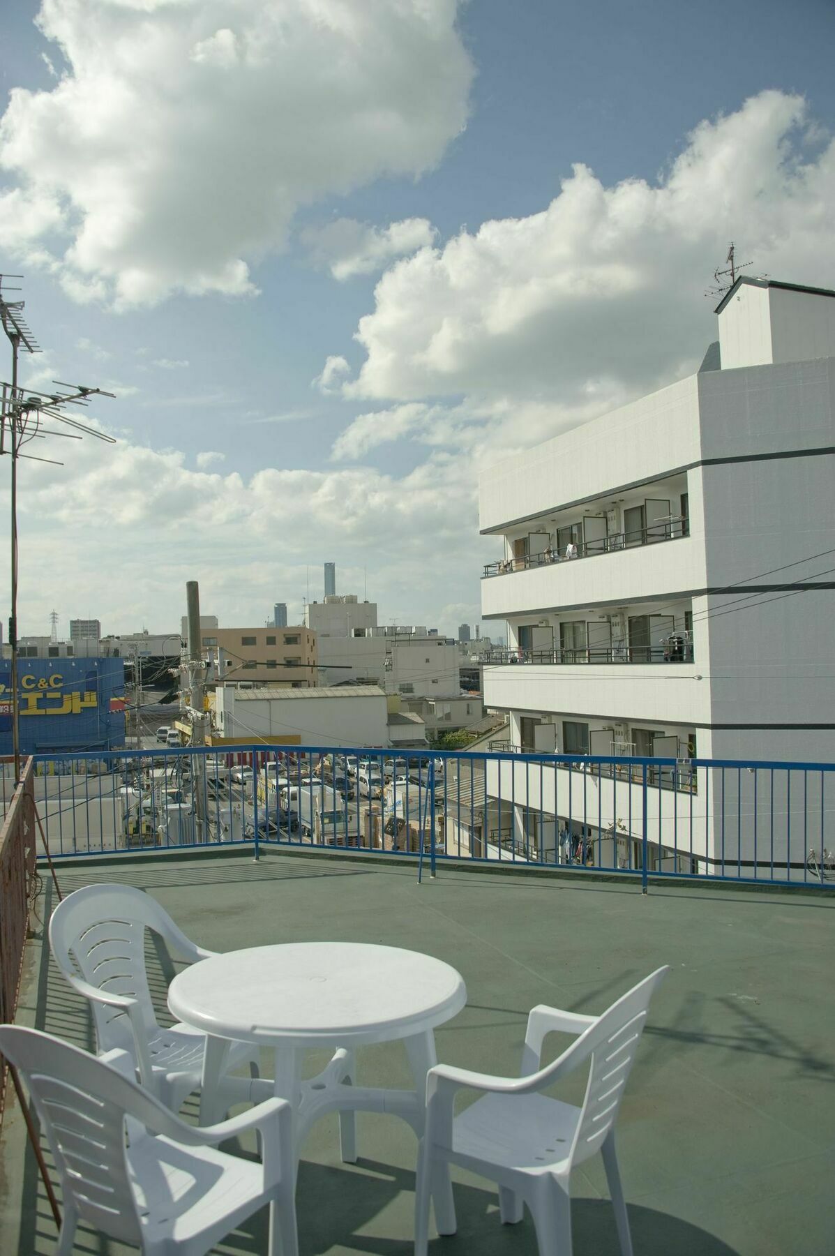 بيت شباب Umbrella House أوساكا المظهر الخارجي الصورة